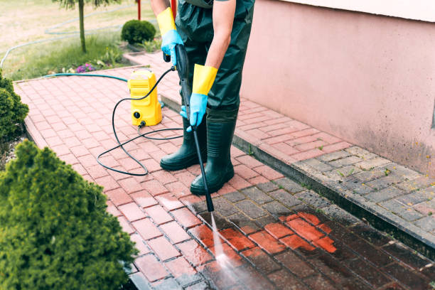 Why Choose Our Certified Pressure Washing Experts for Your Project Needs in Excelsior Springs, MO?